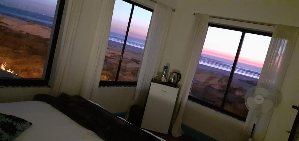 Beachmusic Cape Town Bagian luar foto